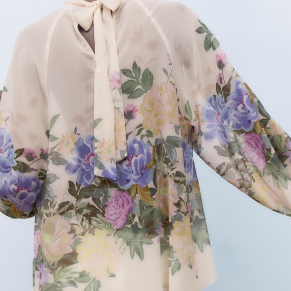 BLOUSE - Picture 3 of 4